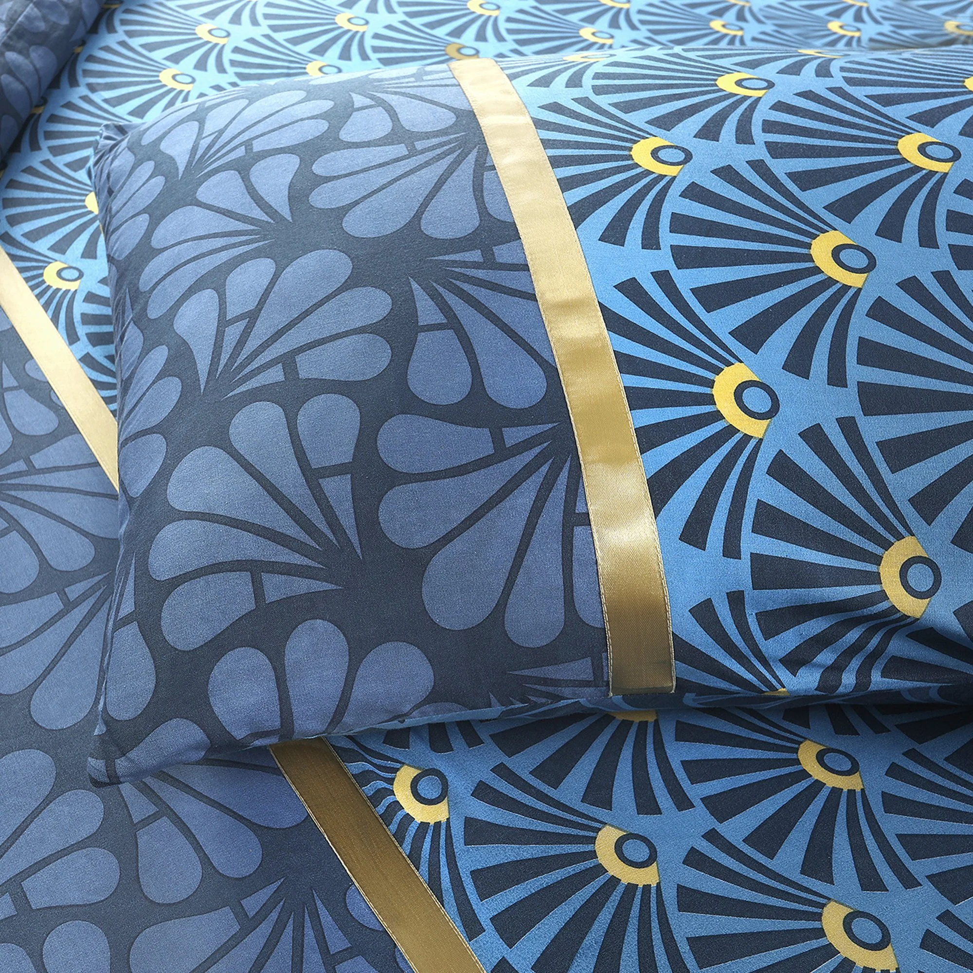 Parure housse de couette 260 x 240 cm et 2 taies d'oreiller - Bleu